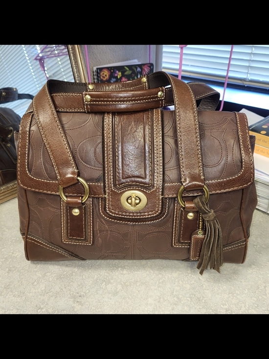Other - Vintage Coach Hamptons Embossed Leather Satchel Bag Mahogany Brown